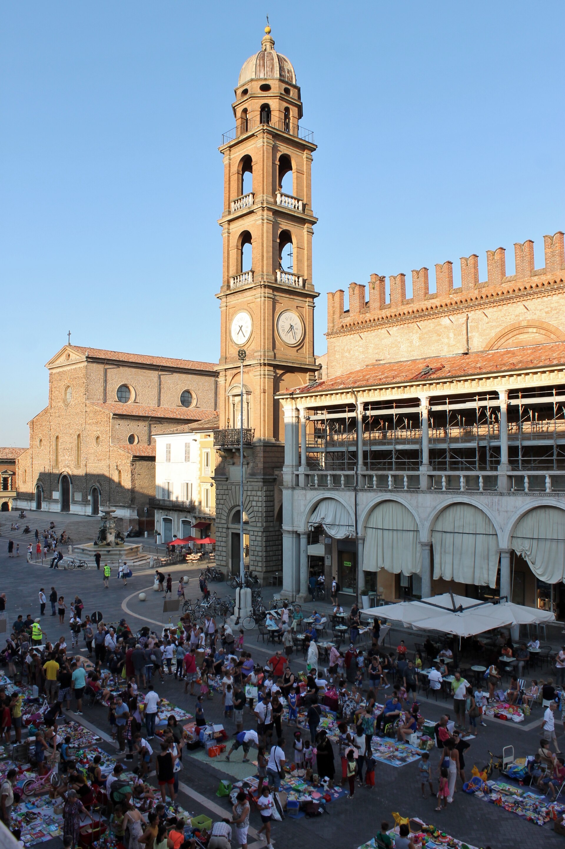 Inspects Faenza