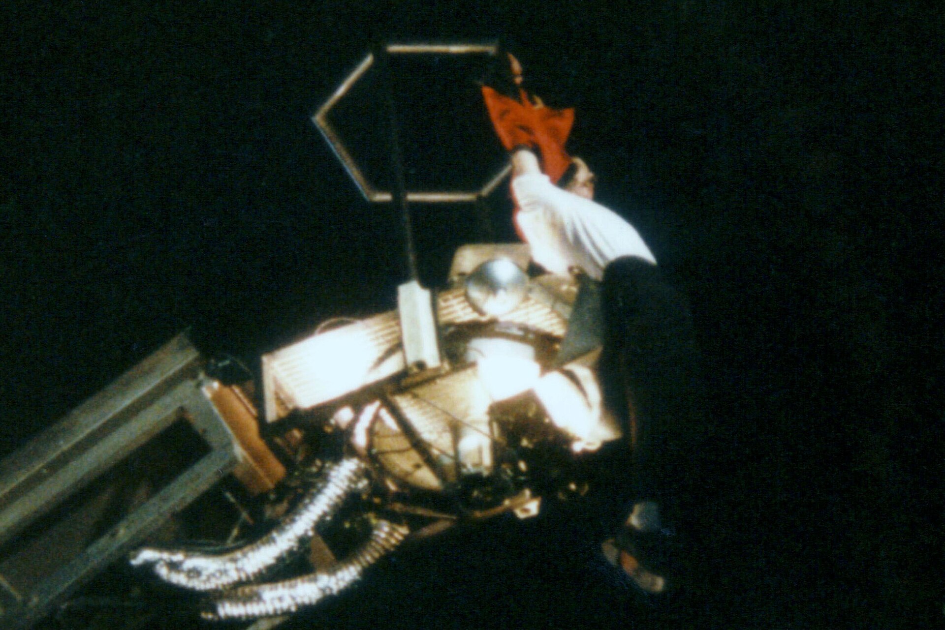 Performs two Honolulu concerts