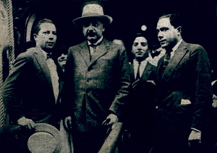 Arrives in Buenos Aires