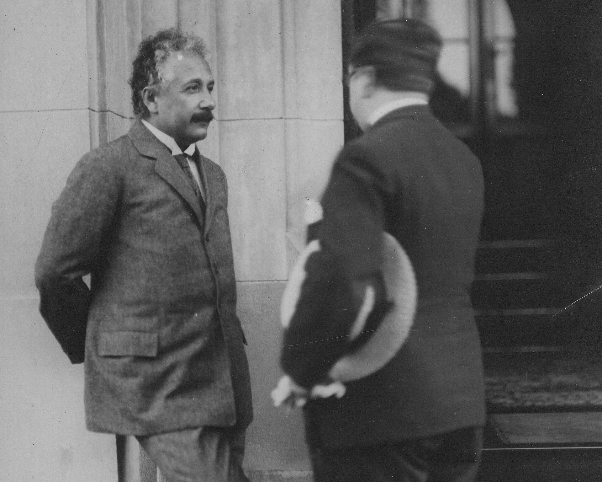 First Montevideo relativity lecture