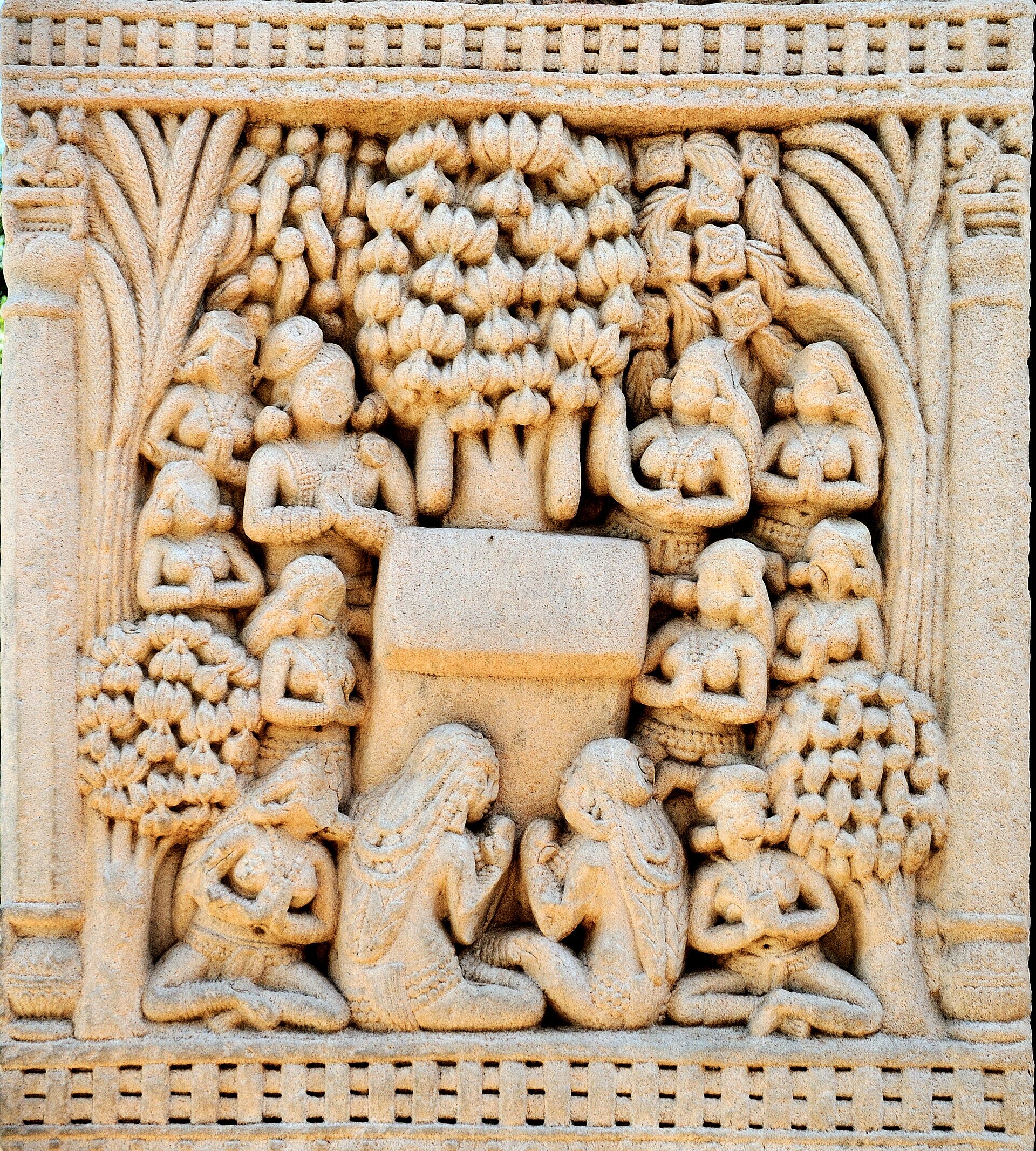 Begged for alms at Rajagaha