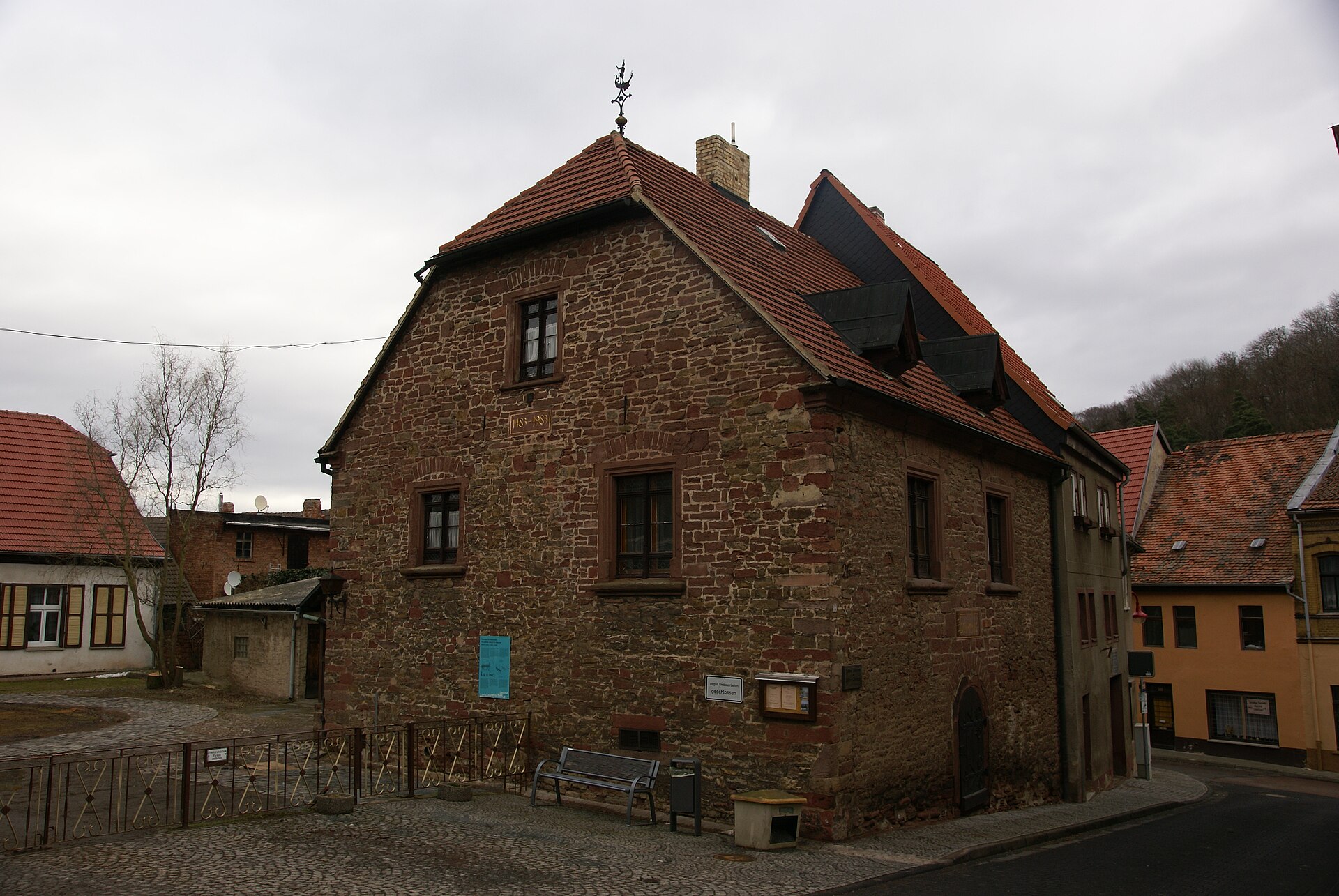 Family relocates to Mansfeld