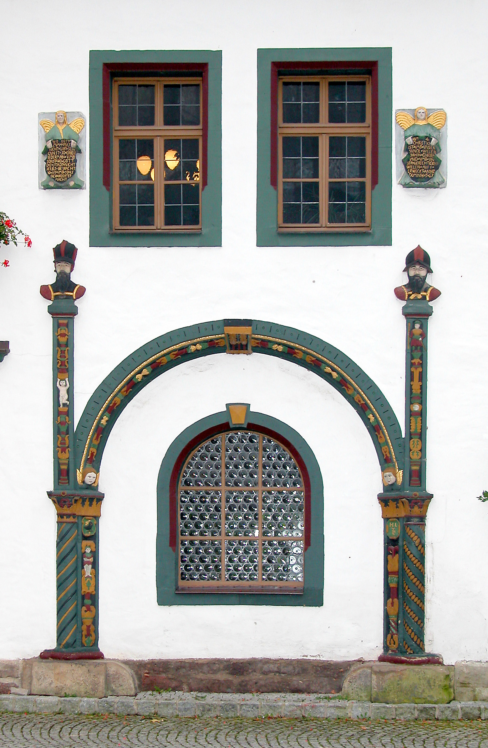 Moves to Eisenach for school