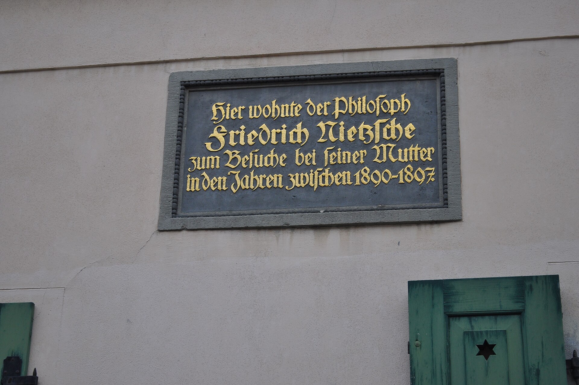 Lives under his mother's care in Naumburg