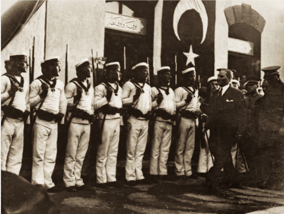 Returns to Istanbul after the national struggle