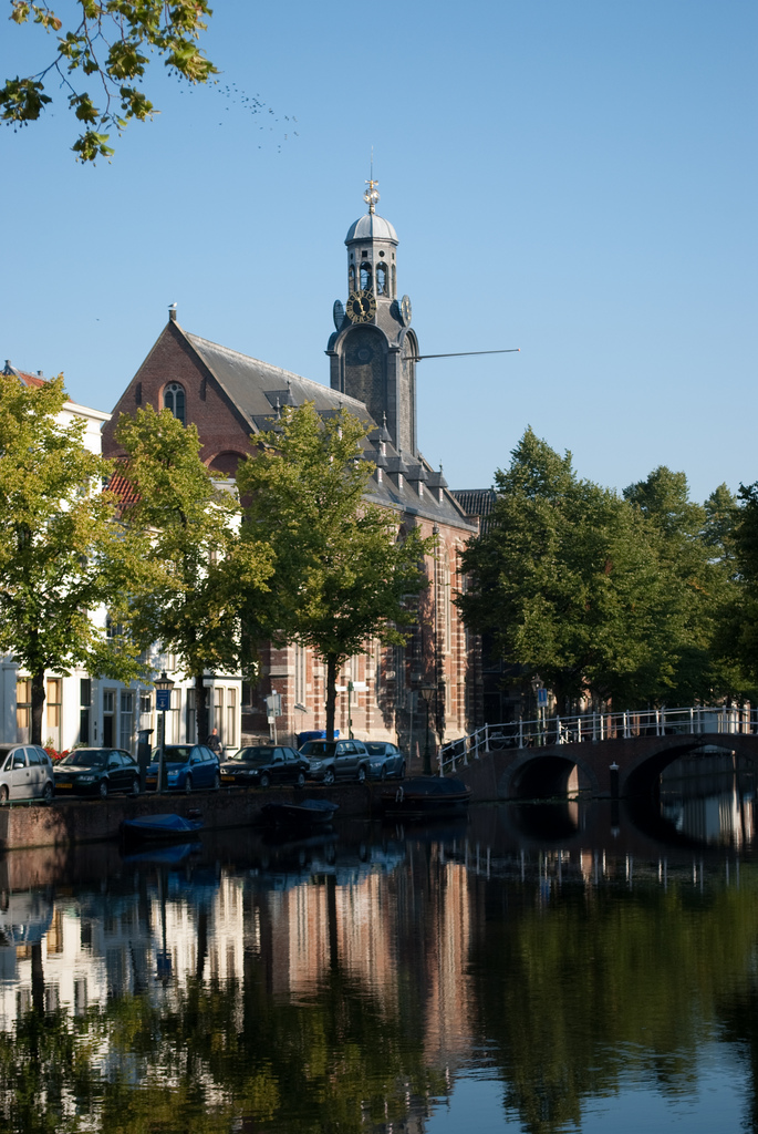 Enrolls at Leiden University